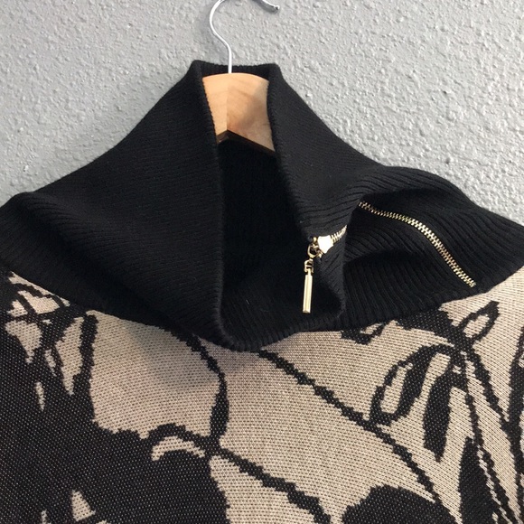 Women Turtleneck Sweater - Picture 7 of 8